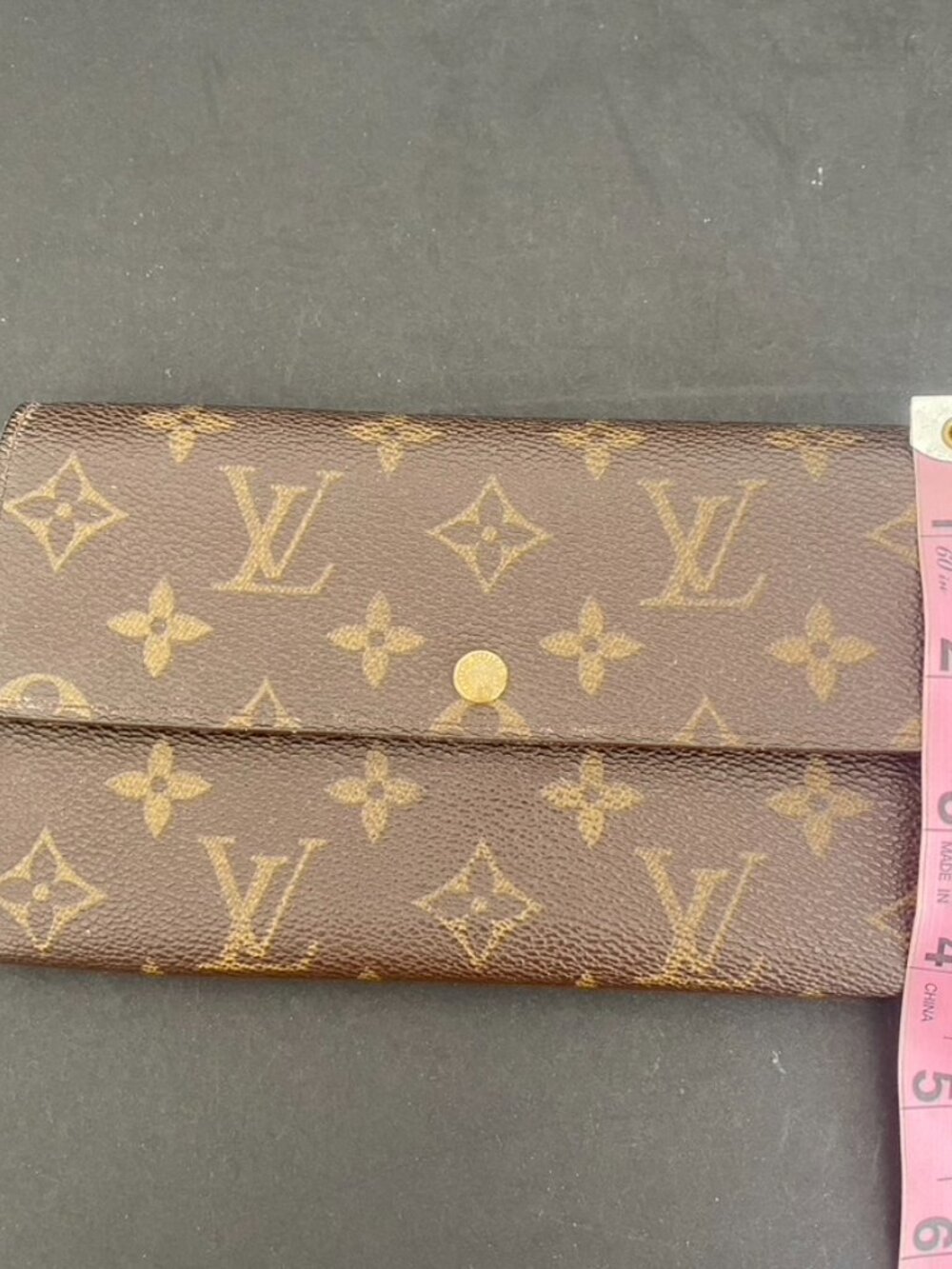 Louis Vuitton Monogram Sarah Wallet - Picture 16 of 16